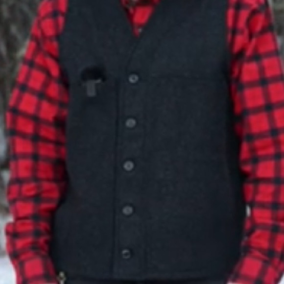 Filson Mackinaw Wool Vest - Picture 3 of 16